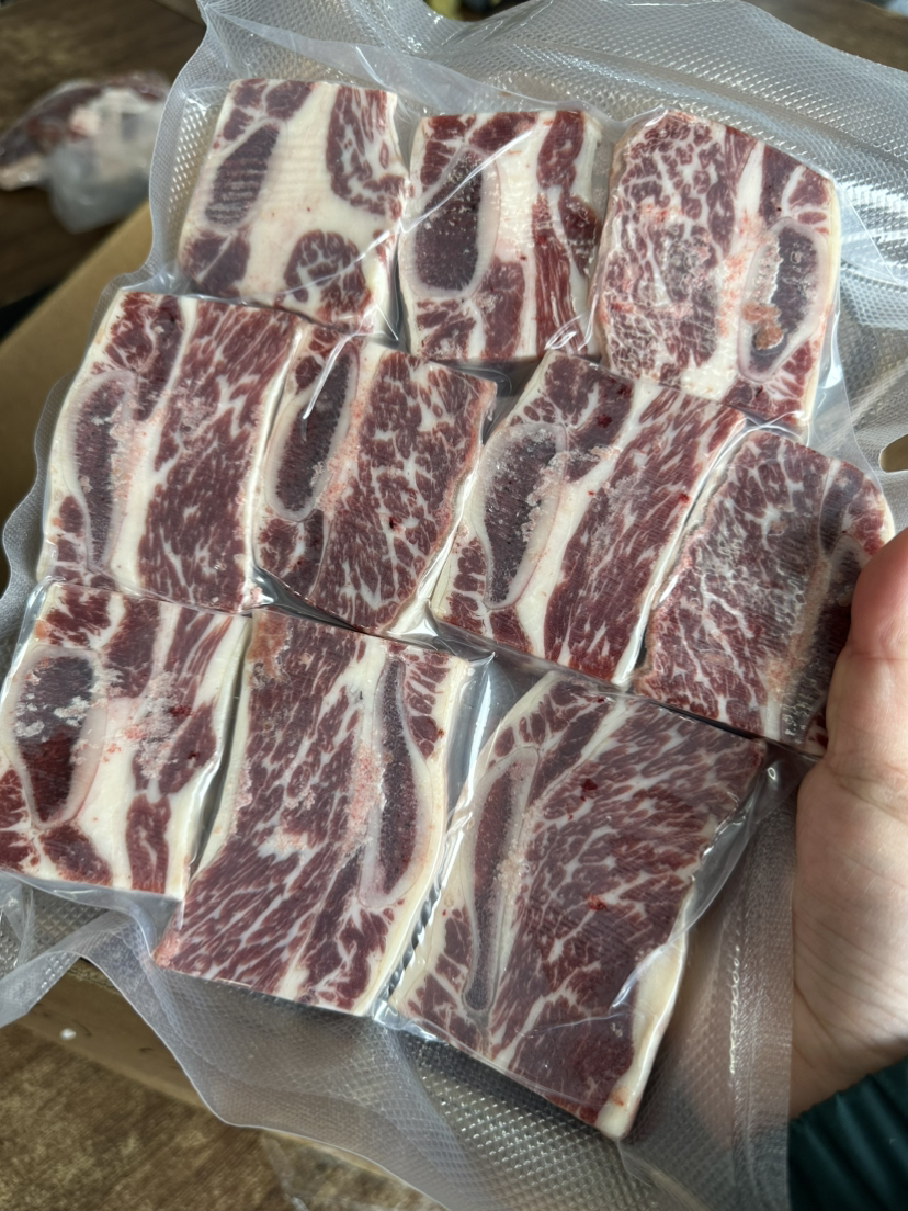 带骨牛小排！最香骨边肉 炖烤煎都非常合适！