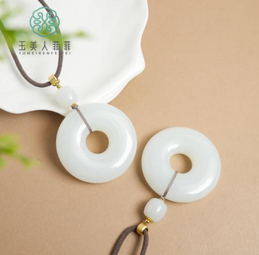 玉美人菲菲-羊脂玉平安扣约50mm 商品图0