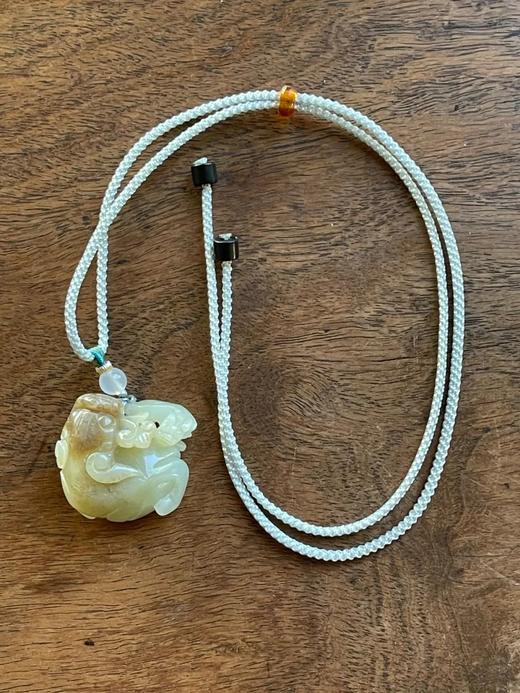 褐沁籽料白玉巧色镂雕子母瑞狮，顺丰包邮 商品图2