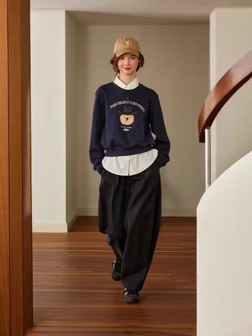 浮生八记/24C095/“绅士秘鲁熊”复古贴布绣圆领套头卫衣 商品图2