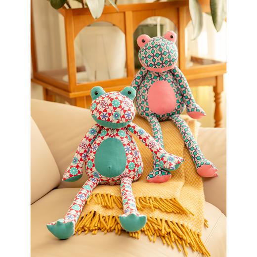 手绘碎花青蛙玩偶公仔高端可爱棉安抚装饰小孩礼物娃娃玩具抱枕 商品图3