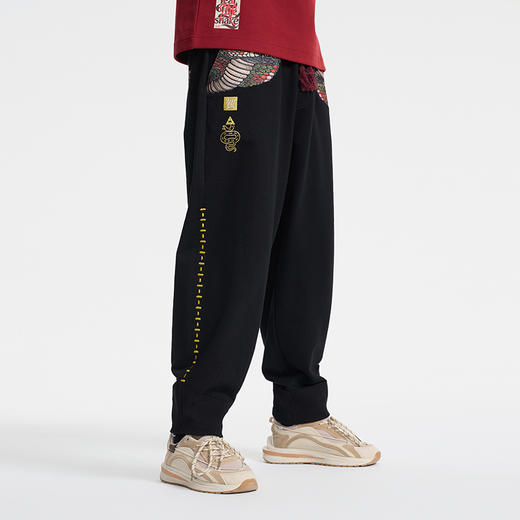 ONIARAI/鬼洗 蛇年贺岁眼镜蛇寓意卫裤 A540003 商品图1