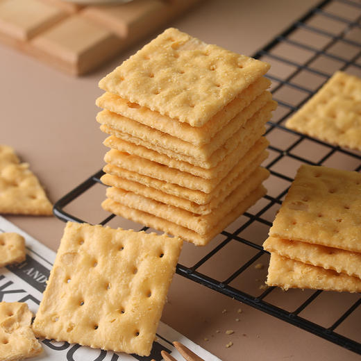 宝制果 芝士味苏打饼干 商品图1