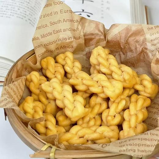 【铁棍山药小麻花】一口下去，酥到掉渣，比一般麻花更酥脆，又比山药更好吃，没有半丝油腻感，吃完还想嘬手指！！ 商品图4