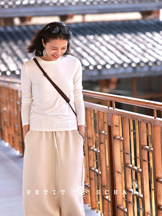 PETIT SCHAN小闪 CLO#693 Intimate lover 亲密爱人 绒面磨毛圆领秋冬万能打底长袖T恤 商品图5