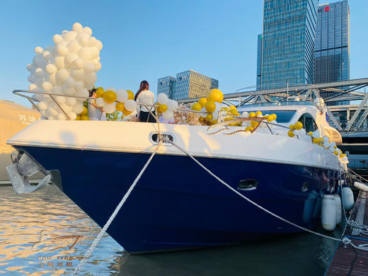 豪华游艇88尺 商品图0