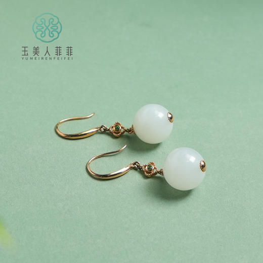 玉美人菲菲#18K和田玉圆珠耳勾约12mm 商品图0