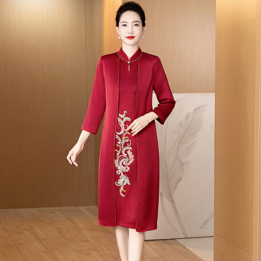 LC-2024年儿子结婚嫁女儿显年轻新款妈妈婚宴装假两件遮肚旗袍连衣裙 商品图3