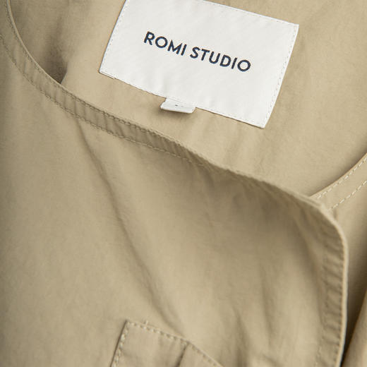 ROMI STUDIO【高定系列】挚爱私服 卡其色廓形长款风衣W2719 商品图1