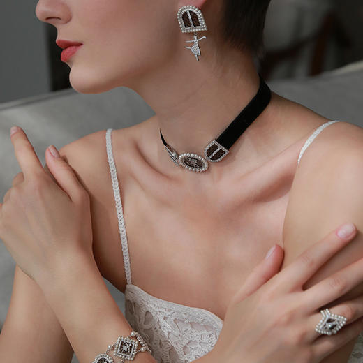 【刘忻同款】Retro Chic | 皇家芭蕾公主耳环&皇家芭蕾颈链套装 商品图7