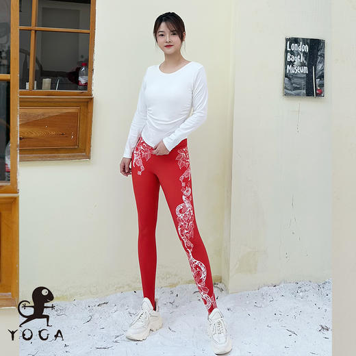 壁虎瑜伽【2412SY323】亲肤修腰显瘦长袖（一体式胸垫）【5天发货】 商品图3