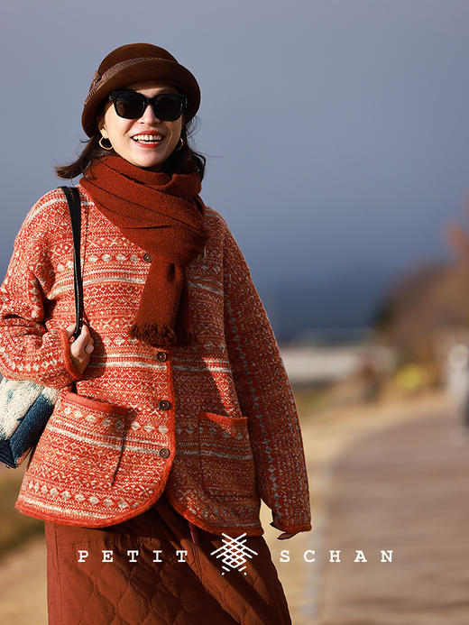 PETIT SCHAN小闪 CLO#691 Earnestly and sincerely 橙心橙意 纯羊毛费尔岛提花小V领开衫外套 商品图0