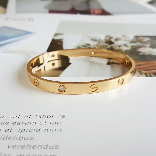 【95新】Cartier卡地亚LOVEB6035919/B608211918K黄金宽版四钻LOVE手镯19号171224NJS03 现售价：40500 商品图5
