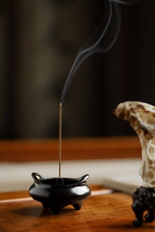 三足双耳°紫光檀香炉 商品图1