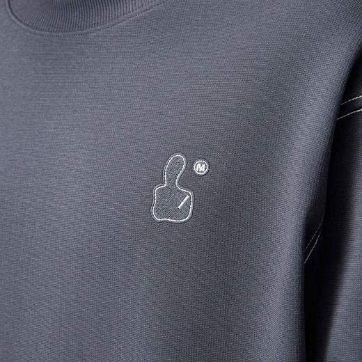 墨麦客男装拇指刺绣男士休闲圆领卫衣2024秋季新款重磅宽松上衣。 商品图2