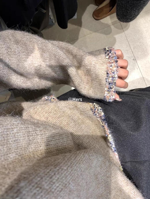 韩系蝴蝶纱毛衣 商品图4