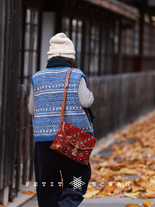 PETIT SCHAN小闪 CLO#678 Serenade the sea 海上小夜曲 纯羊毛费尔岛提花V领马甲 商品图3