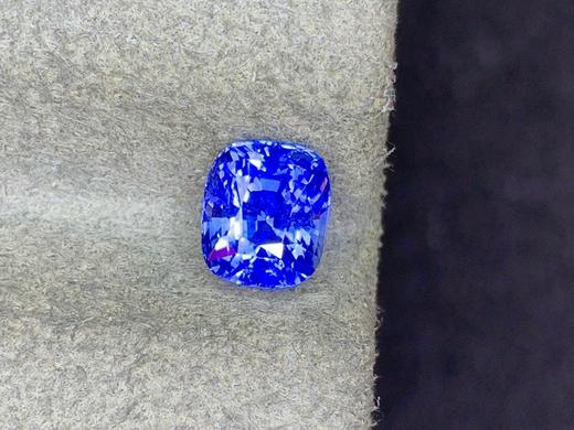 1.63ct刻面蓝宝石裸石 商品图1
