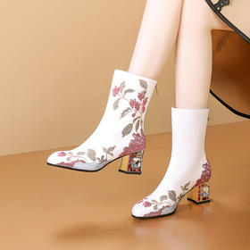 【预售5天】牛皮刺绣中筒靴真皮女鞋春秋单靴中跟民族风花朵粗跟棉靴ALS&2464