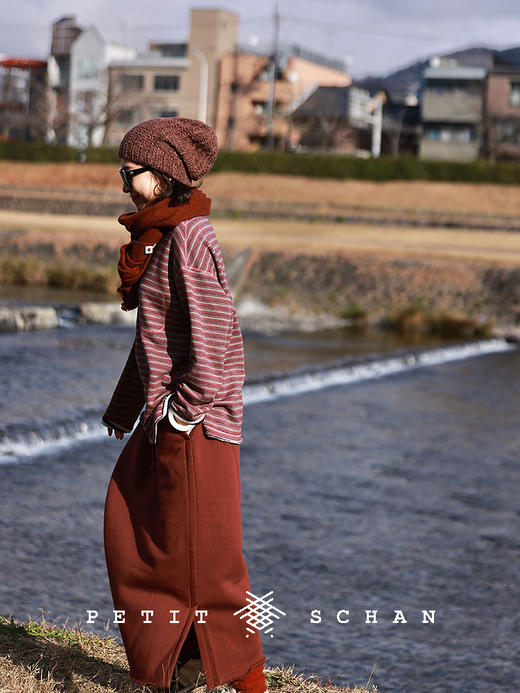 PETIT SCHAN小闪 CLO#679 My genius girlfriend 我的天才女友 羊毛棉条纹卷边正反两穿长袖T恤套头衫 商品图4