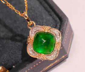 4ct糖塔祖母绿吊坠