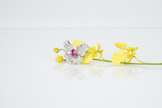 「蝶」红宝石钻石戒指 商品图0