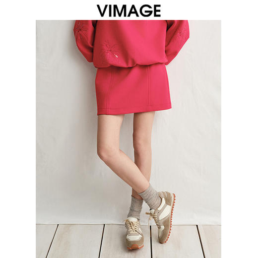 VIMAGE纬漫纪时尚休闲百搭高腰显瘦a字短裙半身裙春季新款V2306903 商品图2