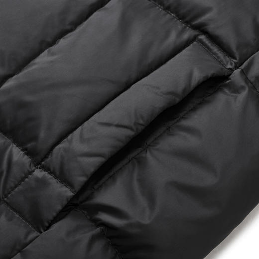 gxg.jeans男装冬季热卖黑色翻领短款羽绒服保暖舒适羽绒服J24XD254018 商品图4