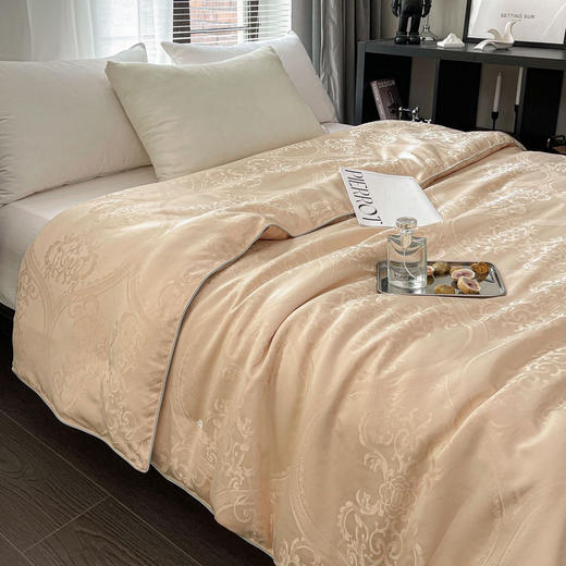 【CA加拿大鹅同款】贡缎蚕丝棉面料被，柔软舒适，暖和不压身，两个重量可选 商品图6