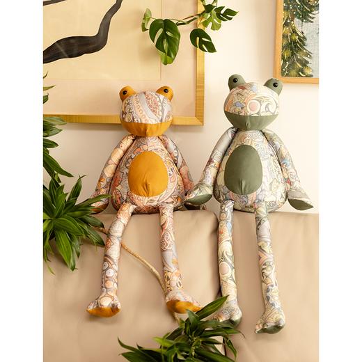 抽象手绘青蛙玩偶公仔高端可爱棉安抚装饰小孩礼物娃娃玩具抱枕 商品图5