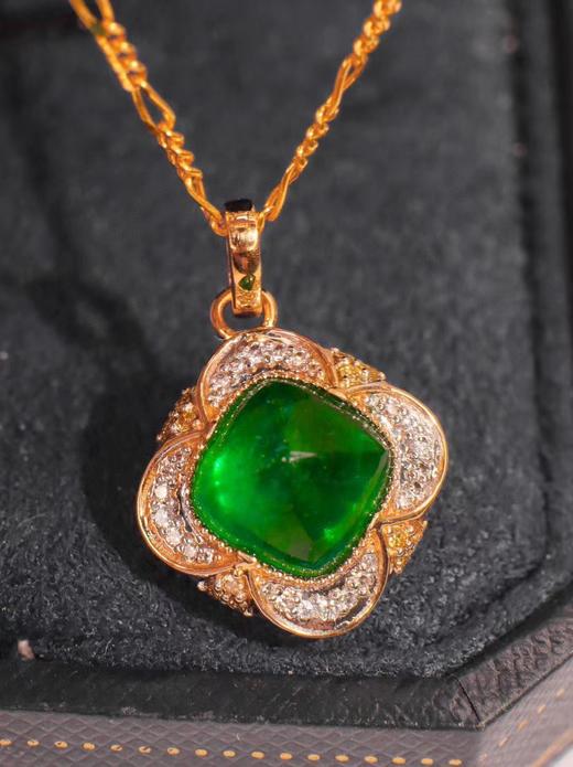 4ct糖塔祖母绿吊坠 商品图2