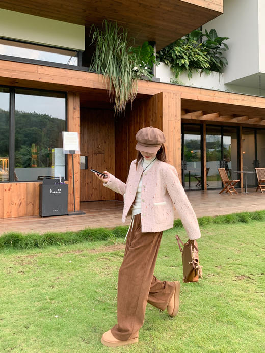 <曾小咸推荐>新品现货秒杀！卖完下架不再补 ！微信粉丝打折价！！粉色小香风外套开衫 日常239.99/件 立减80 秒杀159.99/件！！ 商品图4