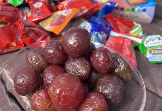 👍👍【蜜泰芒缤纷彩虹梅】蜜饯大合集，全家齐分享，💖超值2大包足足2斤！！！✌️一包就含有6种蜜饯，👏过年必备年货产品 商品图3