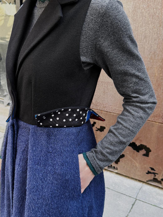 TYNVIE 羊毛混纺双色马甲连衣裙 商品图12