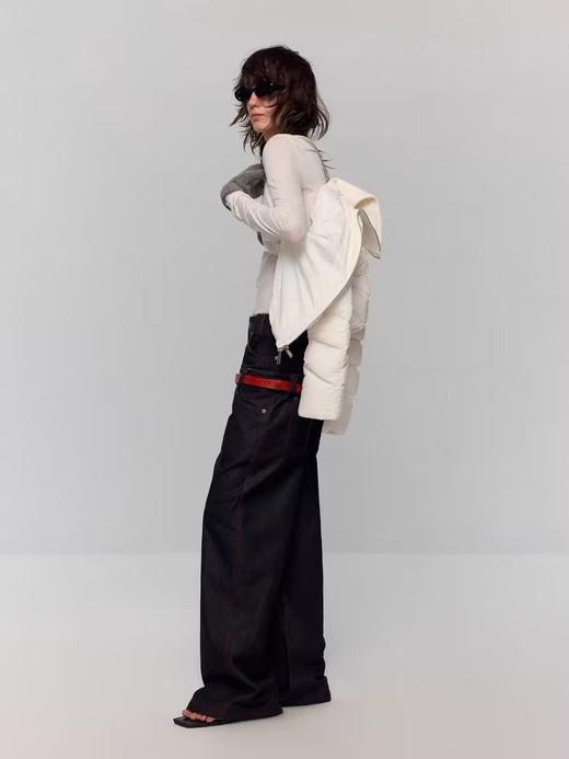 出逃赤岗西/24AWY15/哑光白色翻领90白鸭绒轻薄短款羽绒面包服 商品图1