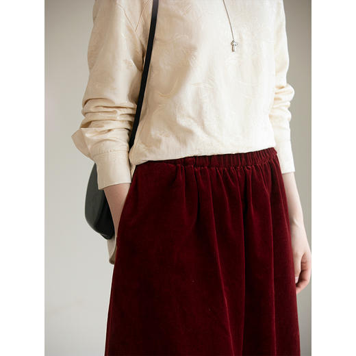 牧衣游原创 绒感棉净色半身裙舒适软糯百搭宽松红色直筒裙 月光闪 商品图2