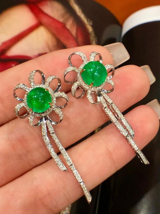 4.65ct蛋面祖母绿耳钉 商品图2