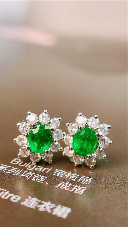 0.51ct刻面祖母绿耳钉 商品图1