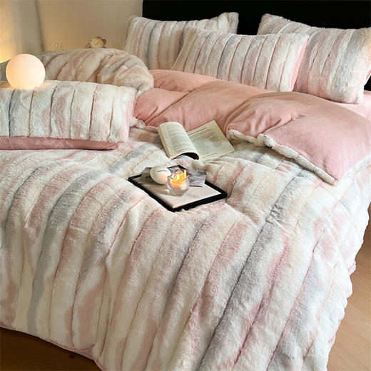 【一套约8.5斤重】仿兔兔绒渐染四件套 软糯轻盈厚绒保暖套件 商品图3