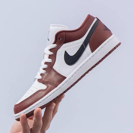 【2025新年款】【88折】7楼耐克360 男子JORDAN 1 AJ1 LOW低帮板鞋HF3148-102吊牌价849现价747 商品图1