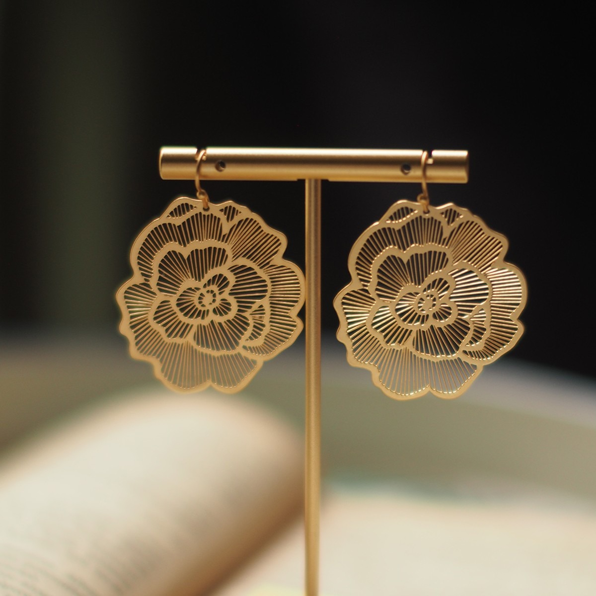 【玫瑰是玫瑰】极美！李木晓异域风情玫瑰镂空复古吊坠流苏耳环