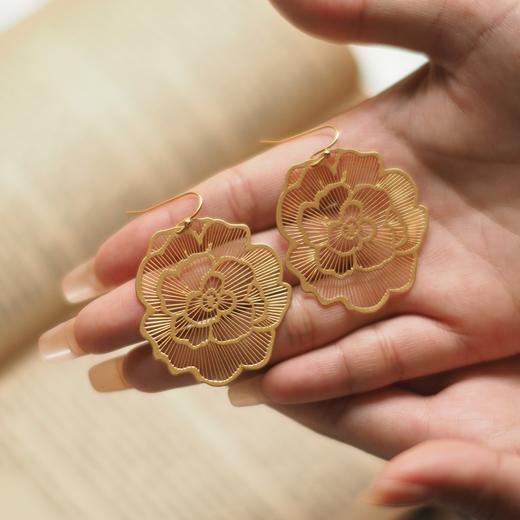 【玫瑰是玫瑰】极美！李木晓异域风情玫瑰镂空复古吊坠流苏耳环 商品图1