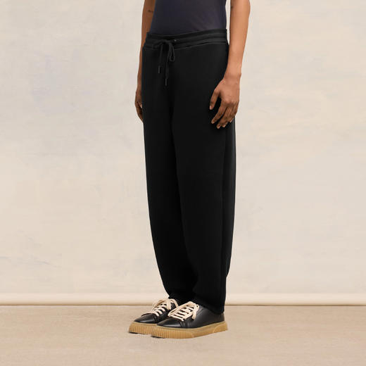 AMI 男士徽标刺绣拉绒混合棉质抓绒休闲运动裤 黑色 UTR237 749 001 商品图2