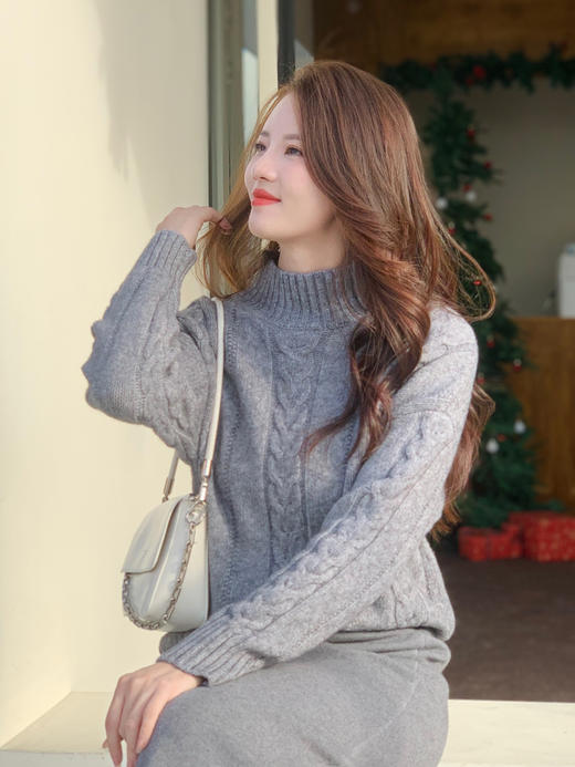 【百图lulu定制】【羊绒绞花毛衣】老钱风 麻花 慵懒风 半高领羊绒毛衣 商品图0