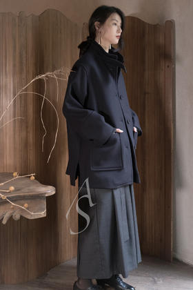 Mark Kenly Domino Tan 深蓝色JANYA立领羊毛外套