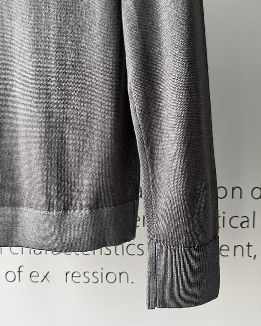 现货 THS 12.28-无 不退换 童装 cp家尾巴流出 断码拼手速 肩缝反做细密羊毛成衣染色针织衫 4色 CM023 商品图5