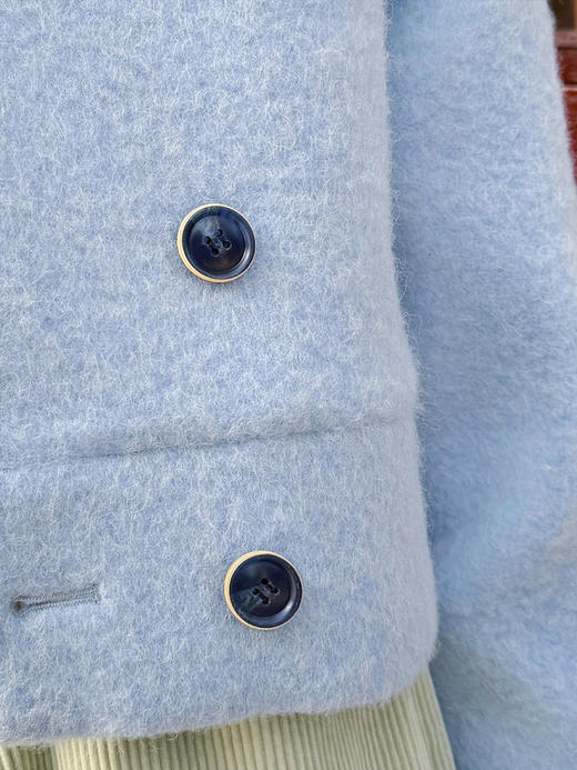 TYNVIE 花瓣领短款羊毛大衣 - 蓝色 商品图10