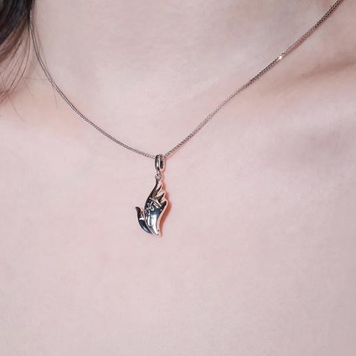 【See me fly系列】2楼英皇珠宝铂950挂坠吊牌价1280活动价¥1152（不含链子） 商品图2