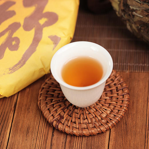 2019年醇韵老白茶寿眉350g 商品图3