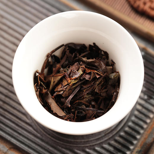 2019年醇韵老白茶寿眉350g 商品图4